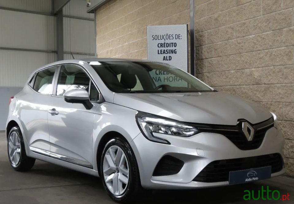2021' Renault Clio photo #6
