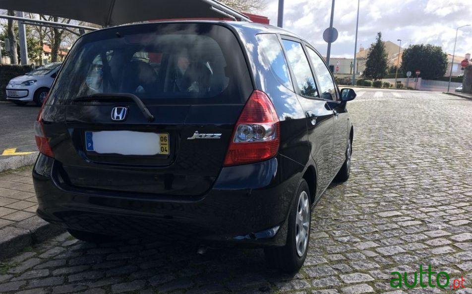 2006' Honda Jazz photo #4