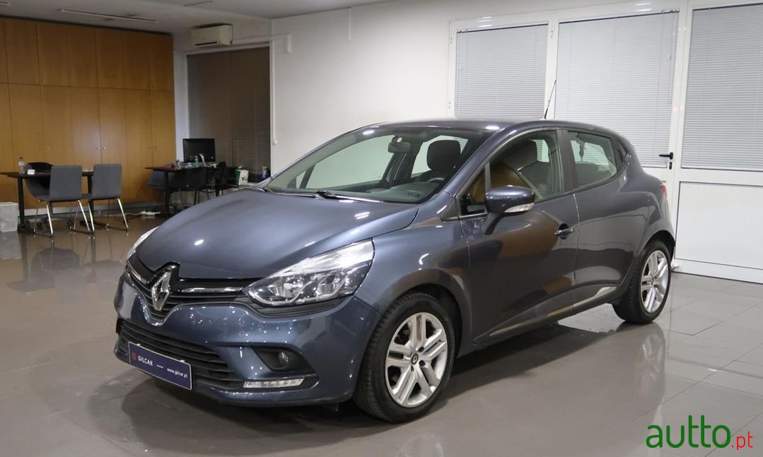2018' Renault Clio photo #1