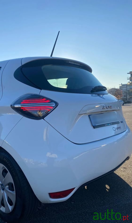 2021' Renault Zoe photo #3