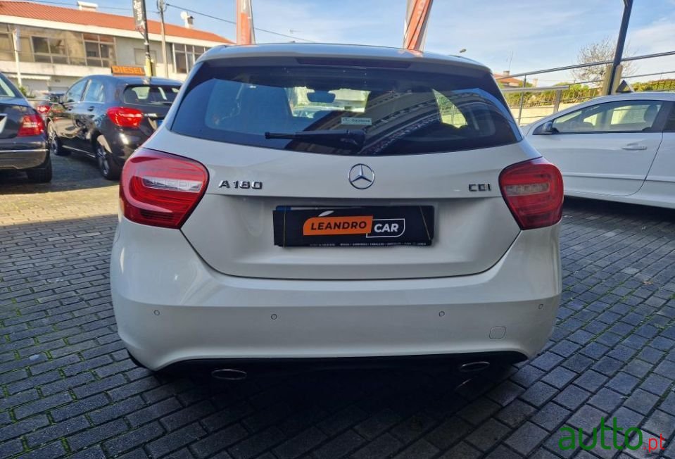 2014' Mercedes-Benz A-180 photo #5