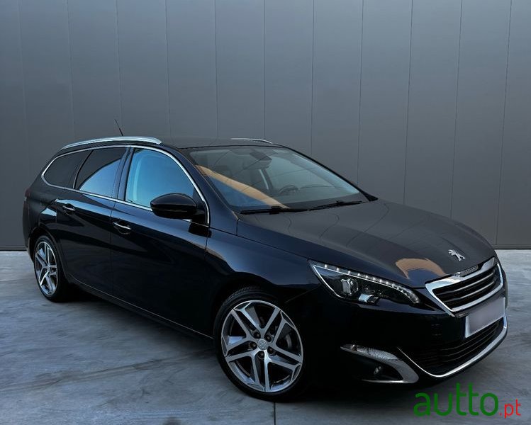 2014' Peugeot 308 1.6 Bluehdi Allure photo #2