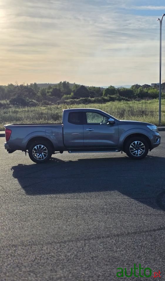 2018' Nissan Navara photo #4
