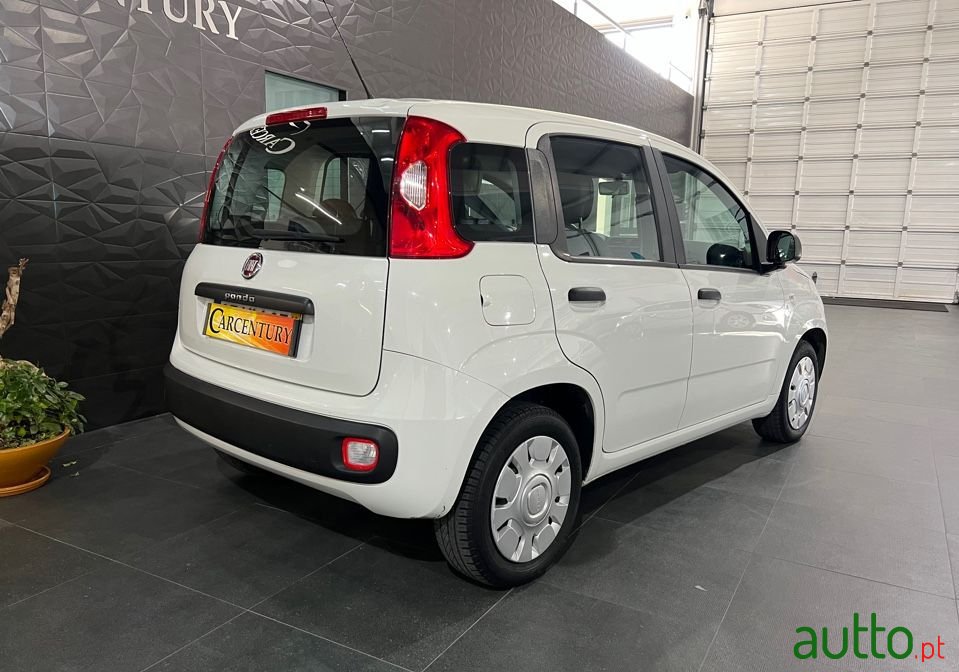 2018' Fiat Panda photo #4