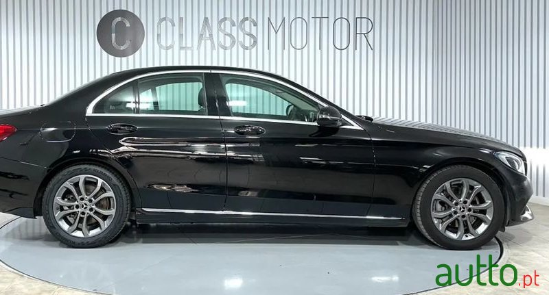 2017' Mercedes-Benz Classe C photo #4