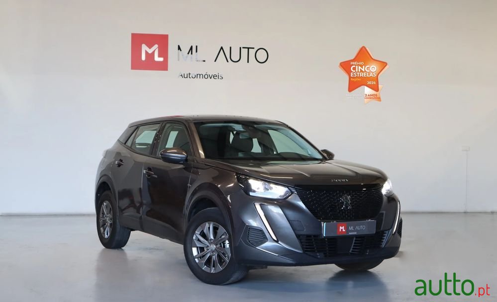 2020' Peugeot 2008 photo #3