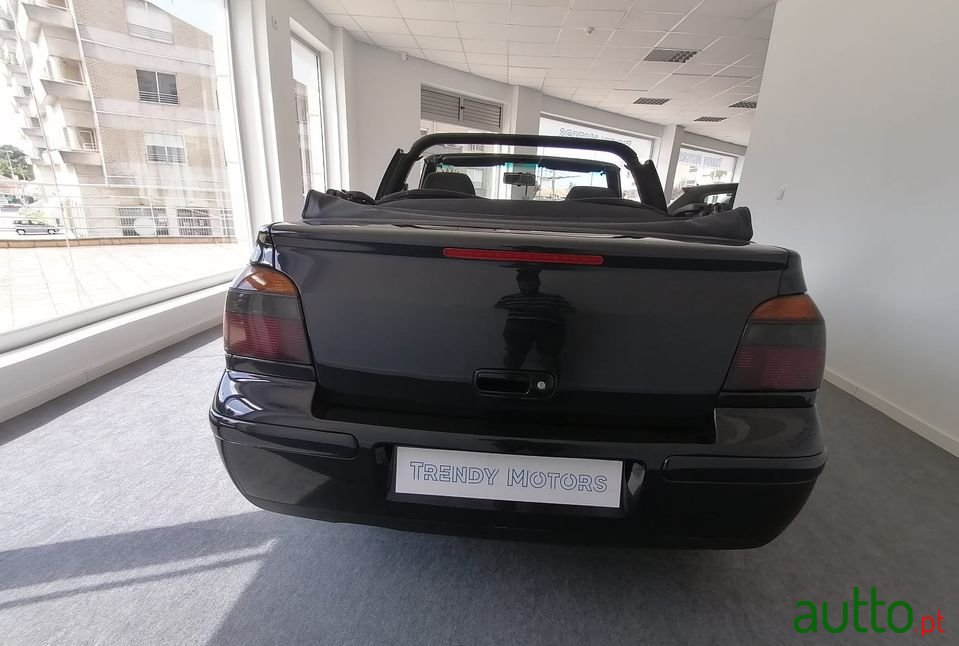 2000' Volkswagen Golf photo #3