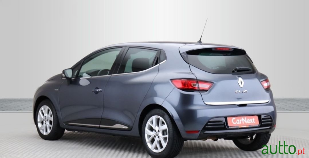 2018' Renault Clio photo #3