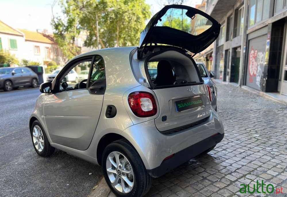 2018' Smart Fortwo Eq Prime photo #4