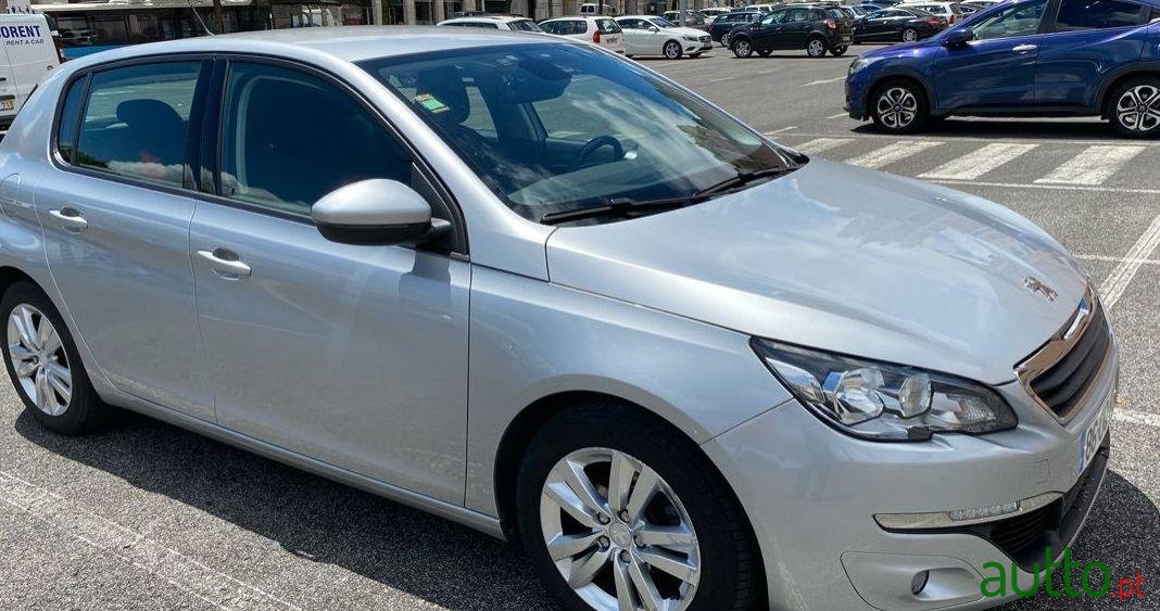 2014' Peugeot 308 photo #1