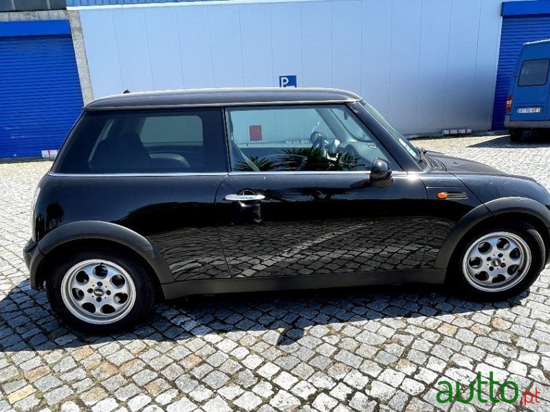 2004' MINI Cooper photo #4