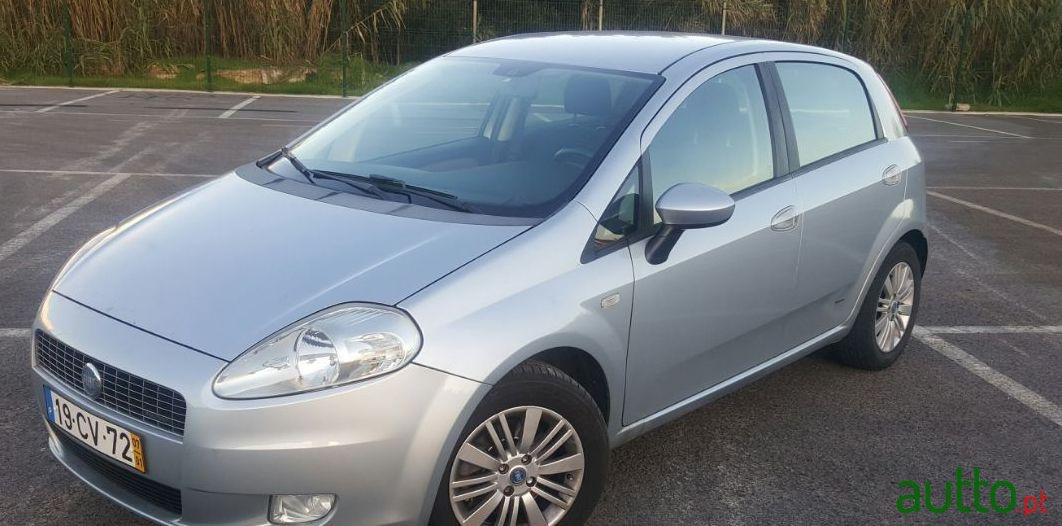 2007' Fiat Grande Punto photo #2