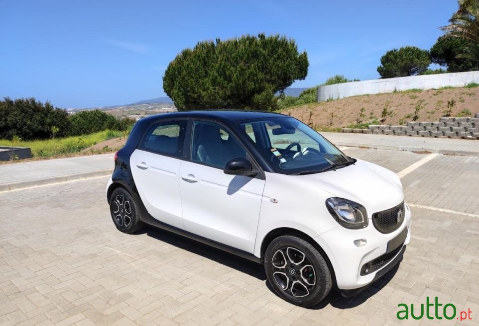 2015' Smart Forfour photo #4