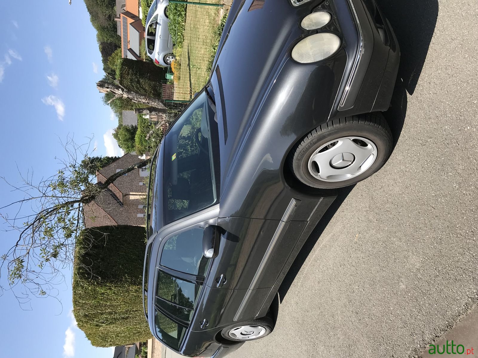 2001' Mercedes-Benz E-Class 220 CDI Break photo #6