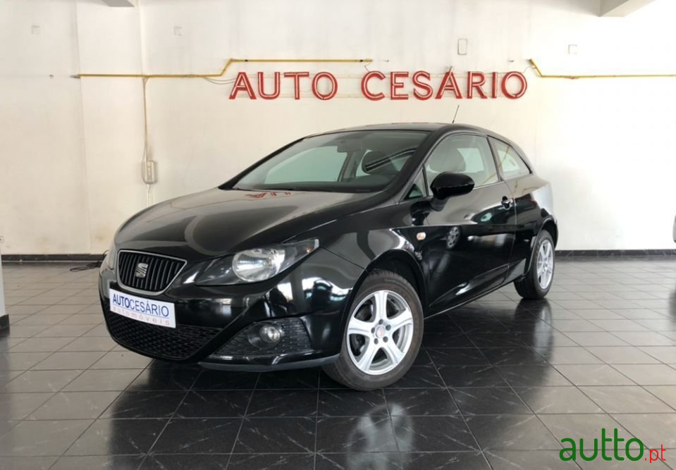 2011' SEAT Ibiza Tdi Sport photo #1