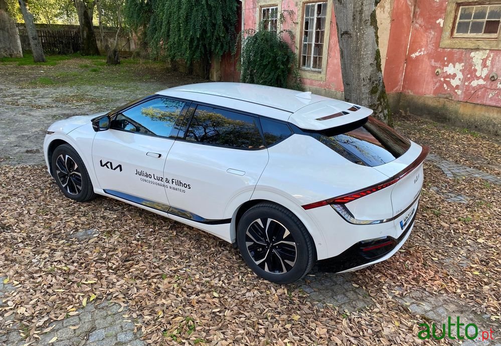 2024' Kia EV6 77.4 Kwh Gt-Line photo #5