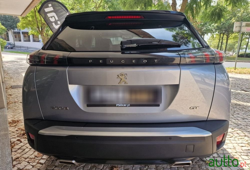2021' Peugeot 2008 1.2 Puretech Gt photo #6