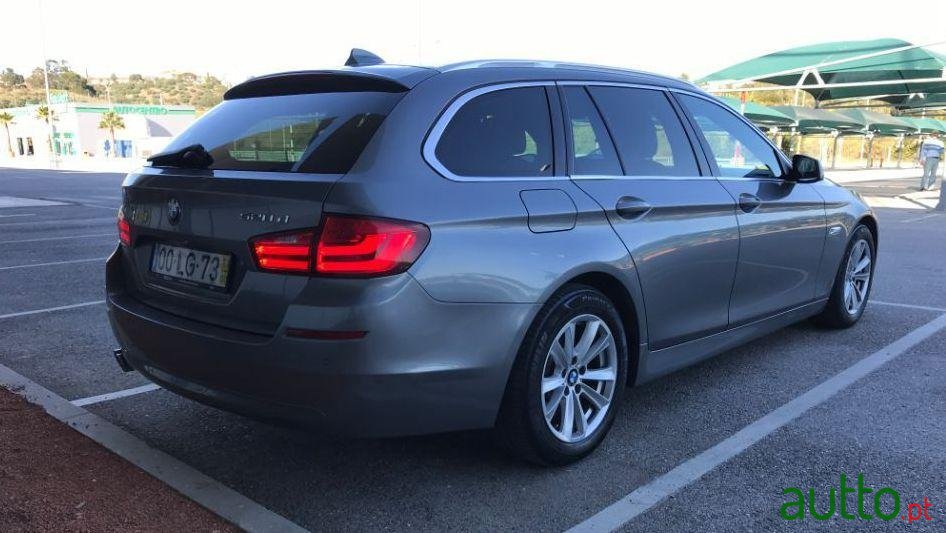 2011' BMW 520 Touring Nacional Cx Aut photo #3