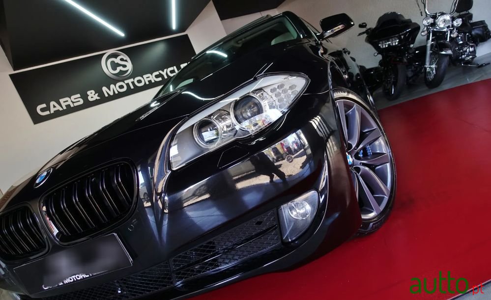 2012' BMW Série 5 D Pack M photo #1