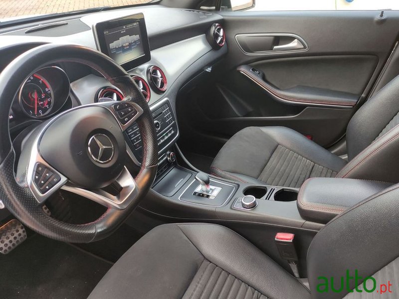 2015' Mercedes-Benz CLA 45 AMG photo #3