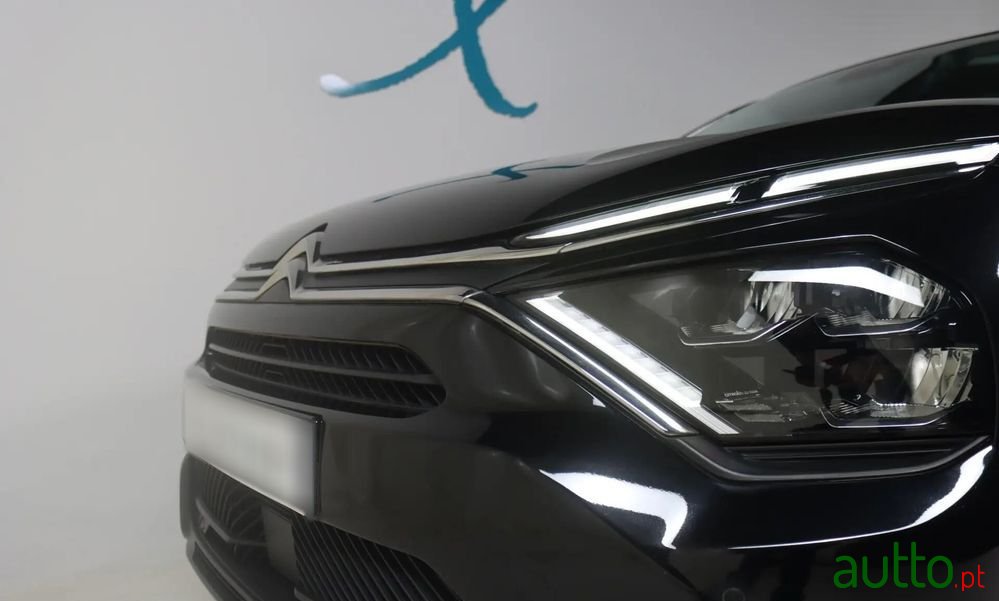 2023' Citroen E-C4 X 50 Kwh Shine photo #4