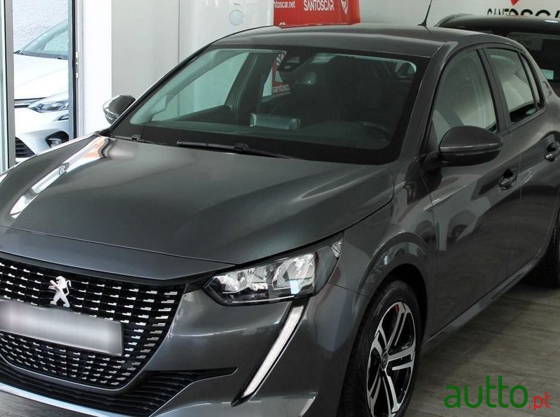 2020' Peugeot 208 photo #2
