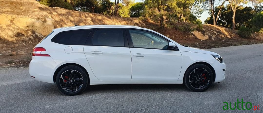 2016' Peugeot 308 Sw photo #3