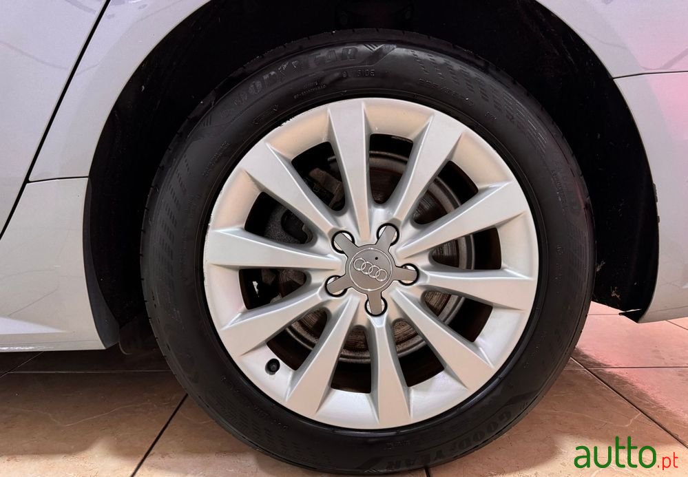 2016' Audi A6 Avant photo #5