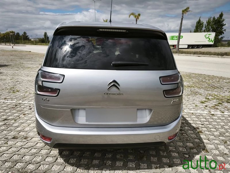 2017' Citroen C4 Grand Picasso photo #5