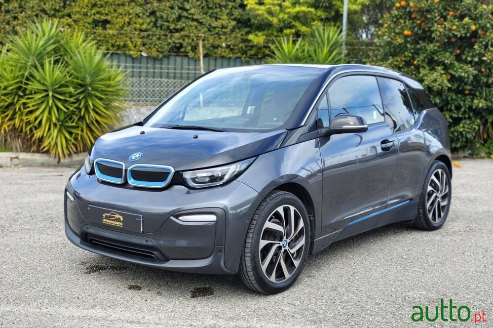 2021' BMW Série I 120Ah photo #1