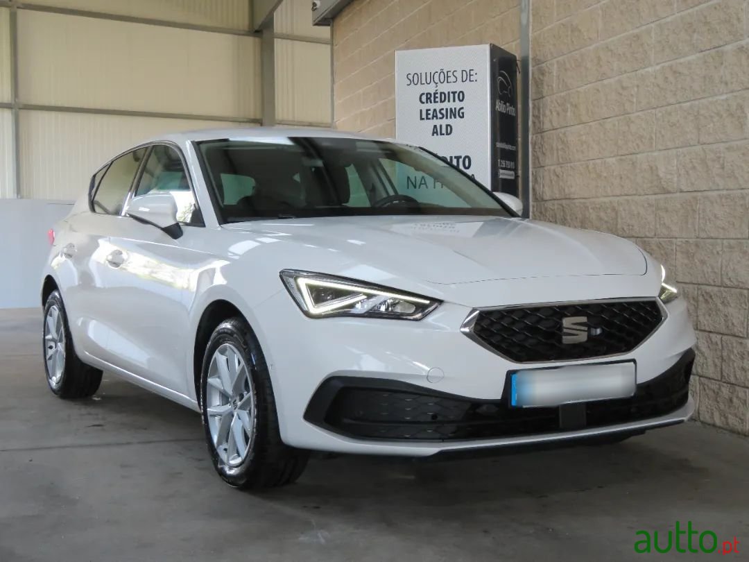 2022' SEAT Leon photo #6