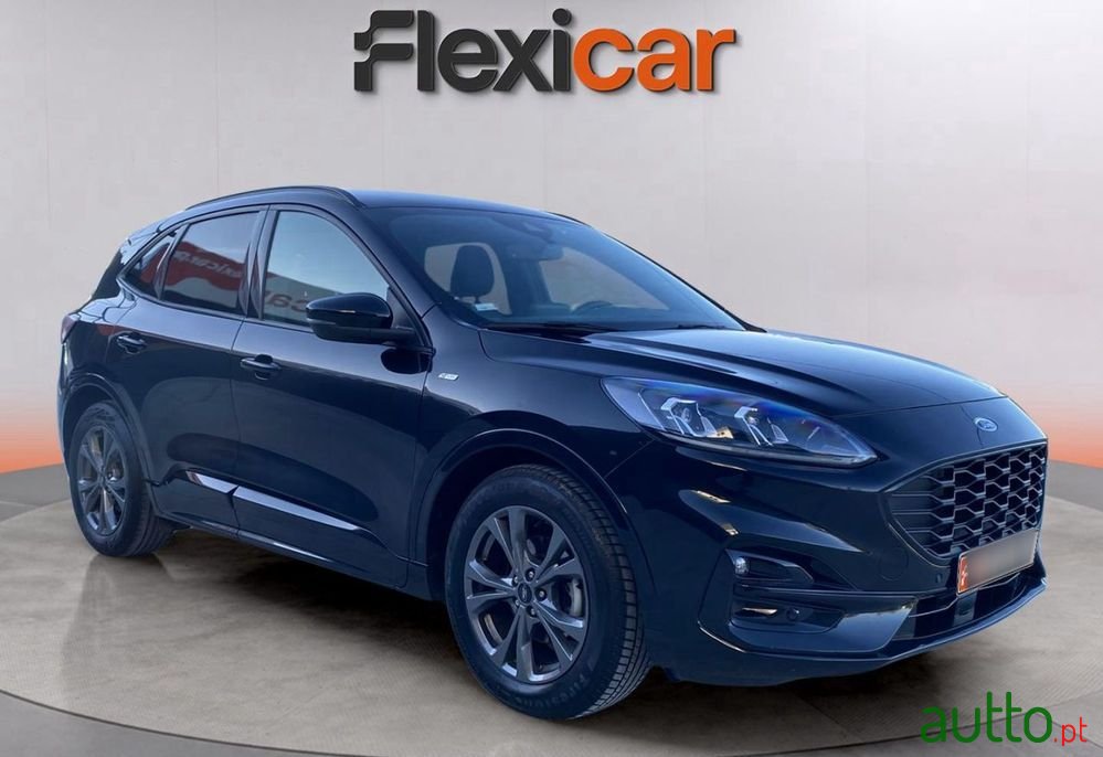 2022' Ford Kuga photo #1