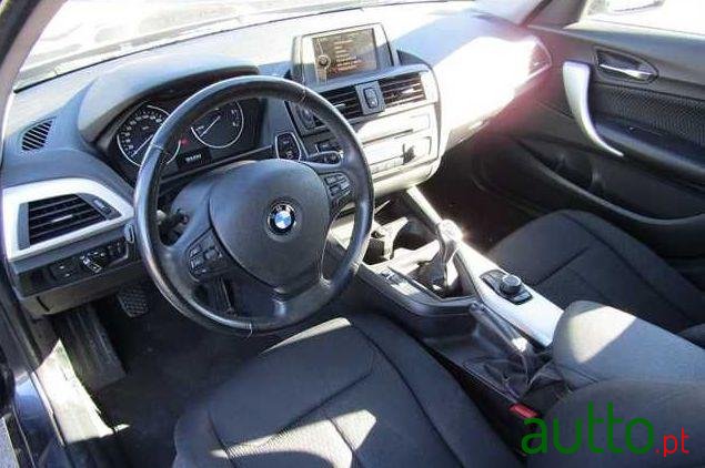 2013' BMW 116 D Efficientdynamics photo #1