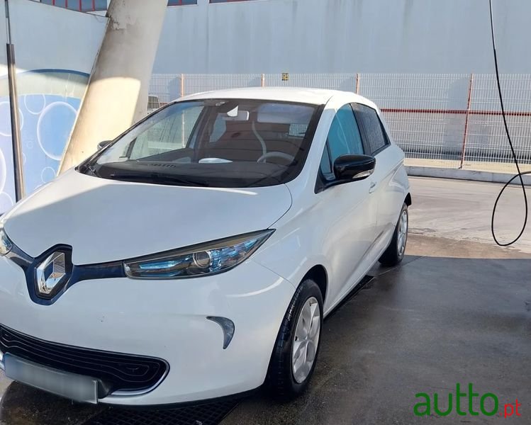 2015' Renault Zoe photo #1