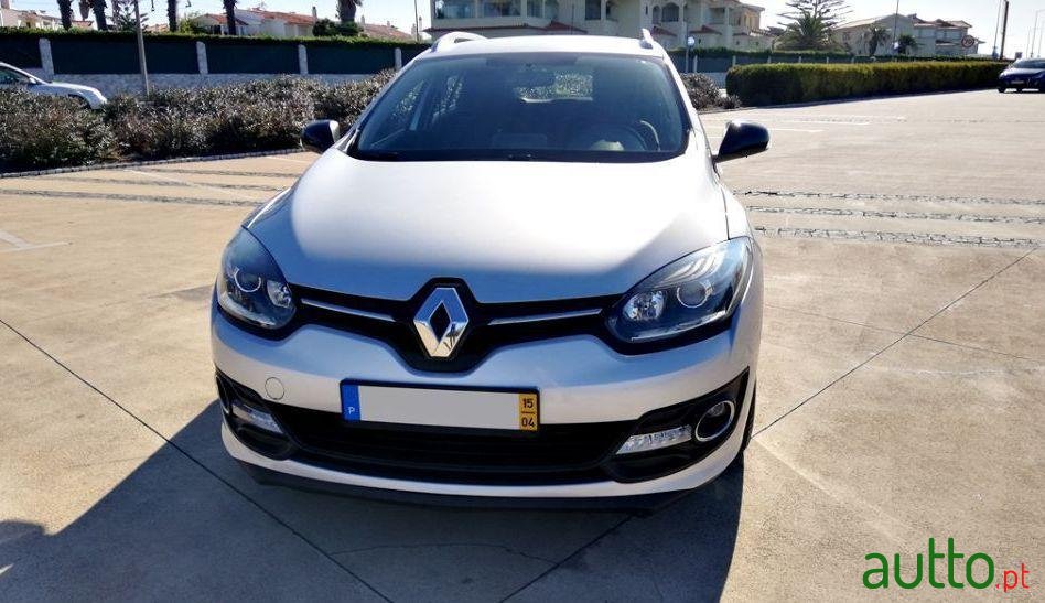 2015' Renault Megane Sport Tourer photo #2