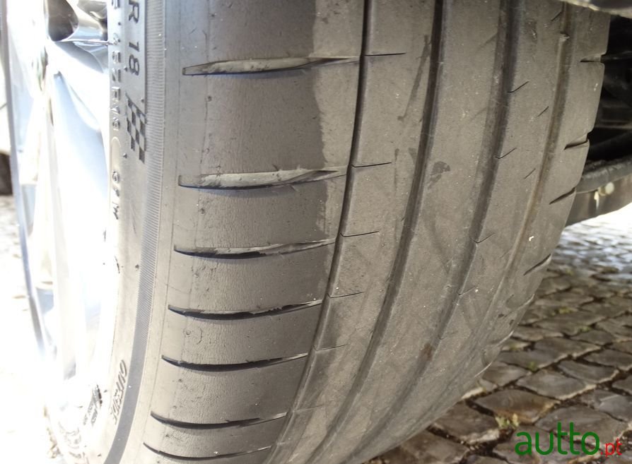 2019' Kia Niro photo #5