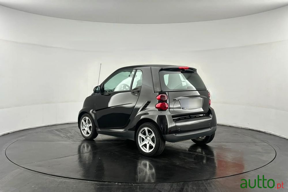 2009' Smart Fortwo photo #3