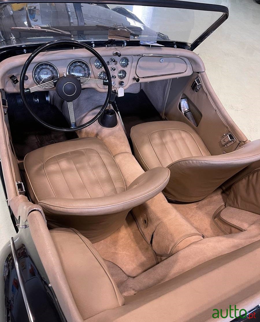 1980' Triumph TR7 photo #5