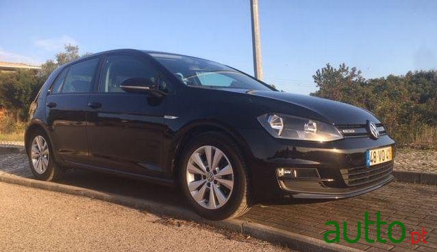2014' Volkswagen Golf 1.6 Tdi photo #3