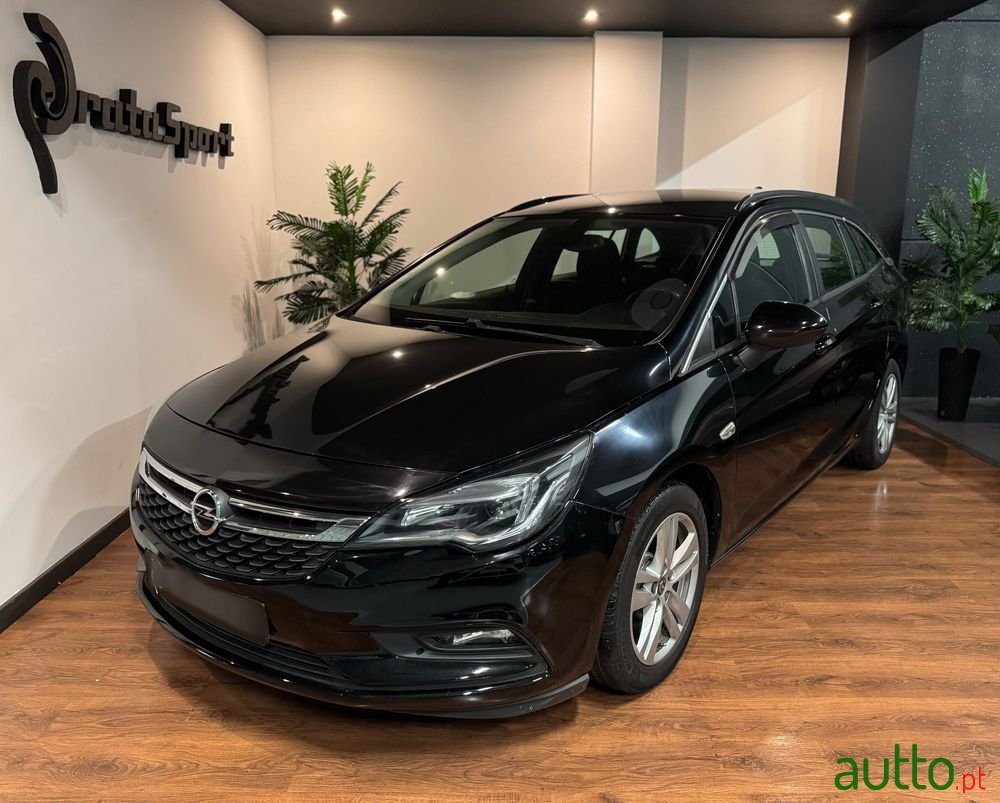 2016' Opel Astra Sports Tourer photo #2