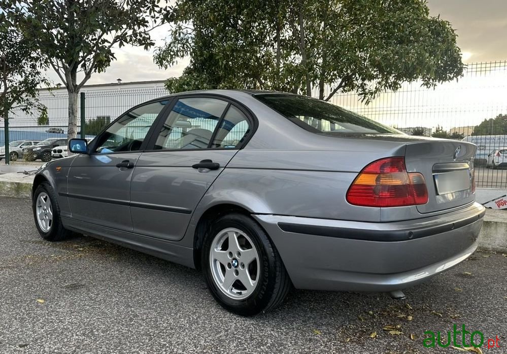 2004' BMW 318 D photo #2