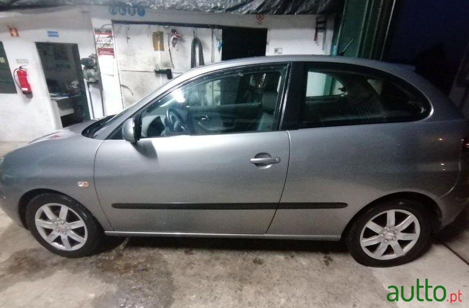 2005' SEAT Ibiza 6L photo #3