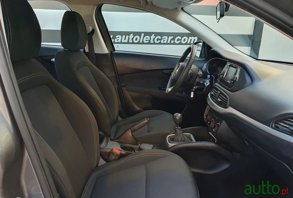 2016' Fiat Tipo 1.4 Lounge photo #3