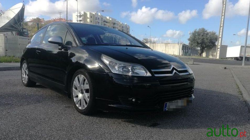 2008' Citroen C4 Coupe Vts Hdi 1.6 photo #1