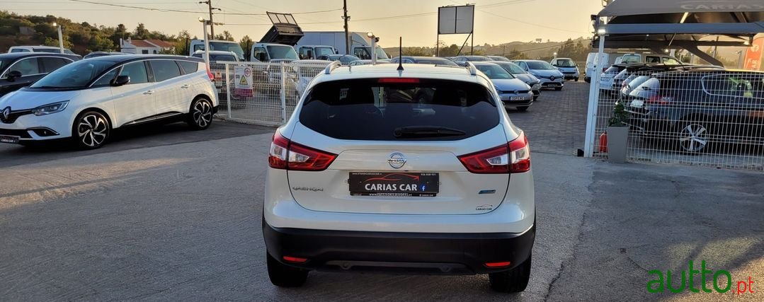 2015' Nissan Qashqai photo #4