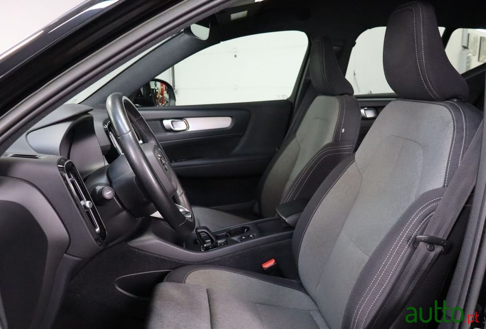 2022' Volvo Xc 40 1.5 T4 Phev Core photo #6