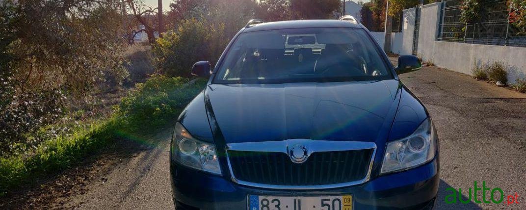 2009' Skoda Octavia Break photo #5