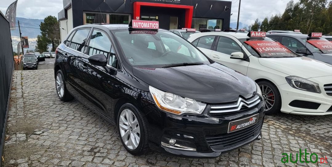 2010' Citroen C4 photo #5