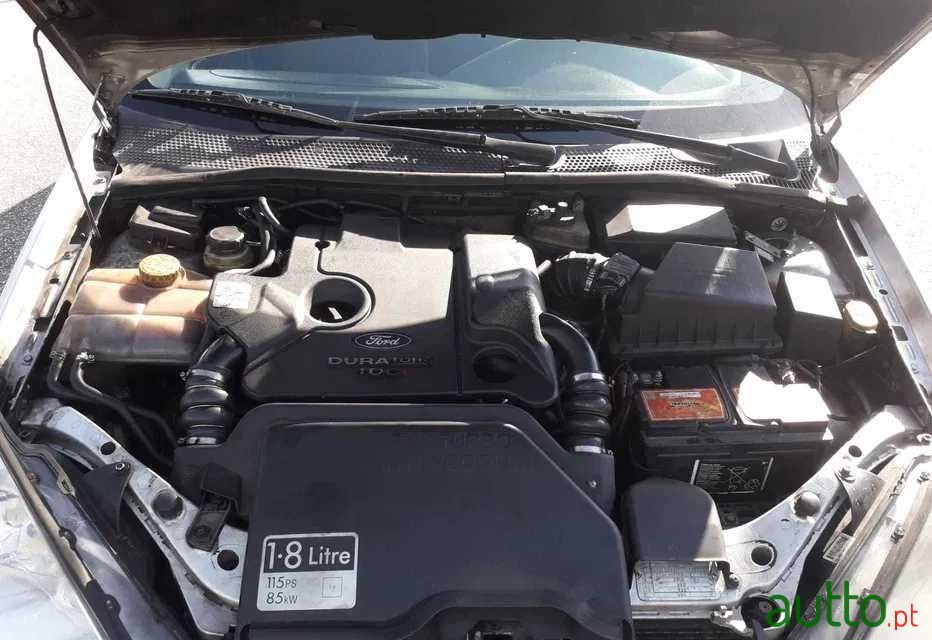 2001' Ford Focus Sw photo #4