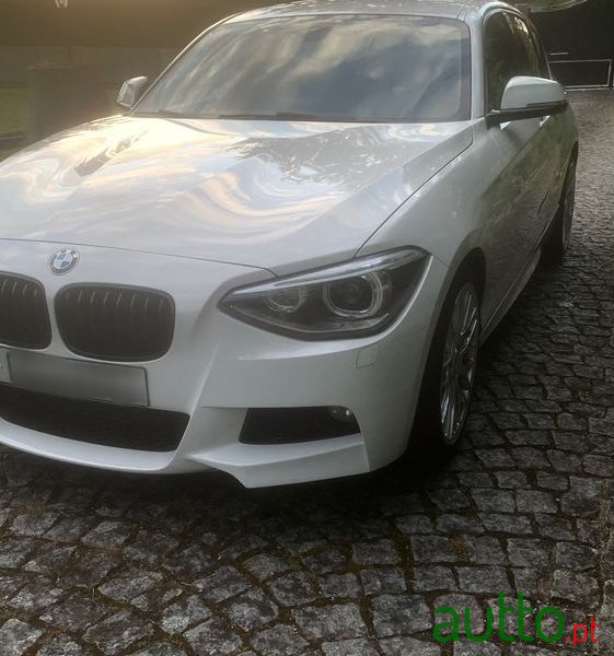 2013' BMW 118 D Pack M photo #2